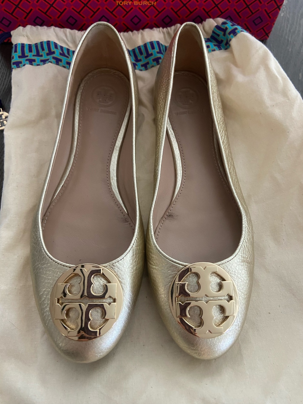 Tory Burch Metallic Gold Logo Ballet Flats - Picture 3 of 12
